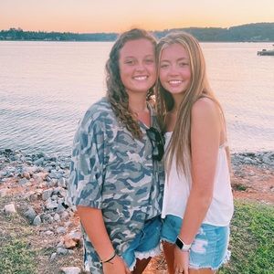 Meet your Posher, Riley